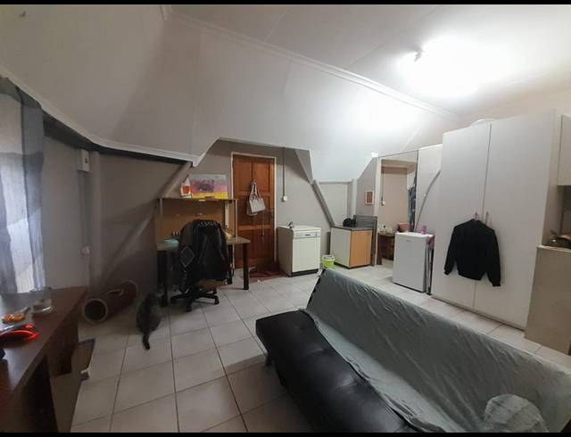 1 BEDROOM PROPERTY TO RENT IN WILGEHEUWEL